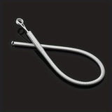 Herramienta flexible de clip con resorte para enhebrar cordones