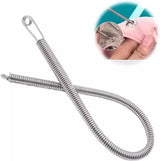 Herramienta flexible de clip con resorte para enhebrar cordones